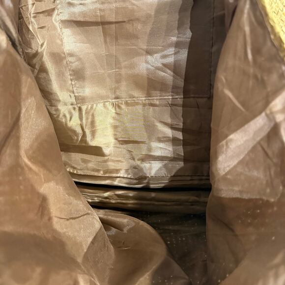 Gold Metallic Oversized Straw Woven Bag - Picture 7 of 11